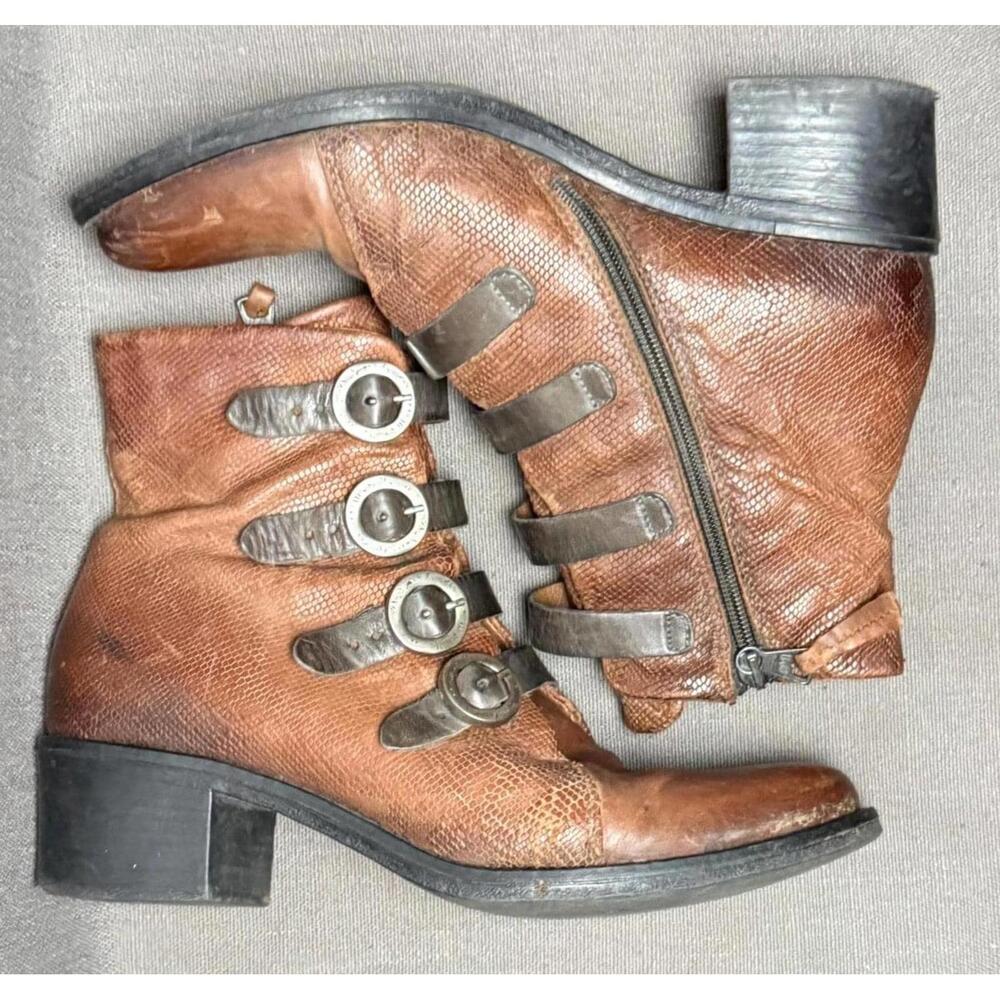 Y2K Buckle Strap Ankle Boots from Miz Mooz size 39 - Picture 5 of 10